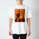 Kensuke HosoyaのTulips at sunrise スタンダードTシャツ