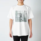 ツヅキエイミ　goods shopの終末なんてやってこないよ Regular Fit T-Shirt