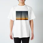 DaEの夕陽と月 スタンダードTシャツ