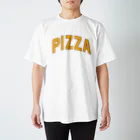 カレッジロゴ何か良いのピザカレッジ Regular Fit T-Shirt