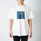 小雨の紺碧の女の子 Regular Fit T-Shirt