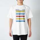 新大久保ホットガイドのよく見る韓国のシャッター（細い店） スタンダードTシャツ