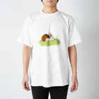 大村ぴよこ@絵本・イラストの道草を食べるモルモット Regular Fit T-Shirt