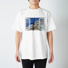 taxiのどこでも窓 エーゲ海サントリーニ島 Regular Fit T-Shirt