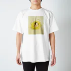 絵本作家がもうともえのショップのGOLD・ママに会うために生まれてきたよ Regular Fit T-Shirt