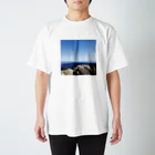 タビサキ写真館の見晴るかす Regular Fit T-Shirt