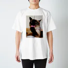 Siamese cat シャムの海♡ Regular Fit T-Shirt