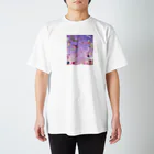 人類魅力研究所のミラクルがあなたに降り注いじゃうよ♡ Regular Fit T-Shirt