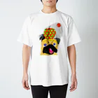 MOCCHIのカラフルショップのパグさんTシャツ🍎 スタンダードTシャツ