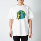 ハッピー・ラブラドールズの地球を愛するイエローラブラドール Regular Fit T-Shirt