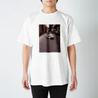 おふとんねこの解像度の悪いねこちゃん Regular Fit T-Shirt