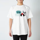 OKAMEのパンダカー Regular Fit T-Shirt