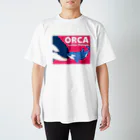 上中さとるのベビーシャチA（桃） スタンダードTシャツ