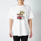 楽猫楽描しげ屋のダンボール（りんご） Regular Fit T-Shirt