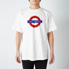 gemgemshopのワクチン接種済 (Vaccinated) ロンドン地下鉄風 Regular Fit T-Shirt