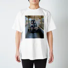 ツヅキエイミ　goods shopのずっと待ってる Regular Fit T-Shirt