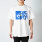 BLUE FEATHERの夏の迷路 Regular Fit T-Shirt