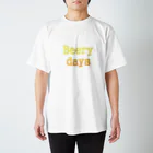 空想ロゴのBeery days スタンダードTシャツ