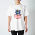 Nobigaoのねこのおうさま in ポケット Regular Fit T-Shirt