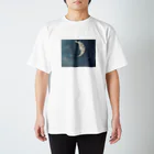 MAINA YUI SHOPの浮かぶ月 Regular Fit T-Shirt