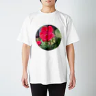 ぎんいろの星の景色　赤い花 Regular Fit T-Shirt