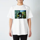 momoニャンカフェのドバイの猿 Regular Fit T-Shirt