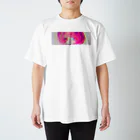 おやすみねんねの見つめてきのこちゃん Regular Fit T-Shirt