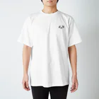 ほのかなおんがくや SUZURI店のたれみみうさぎの耳とバタフライ（ブロークントートVer.）） Regular Fit T-Shirt