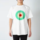 CORONET70のサークルa・ペパーミント・クリーム・赤 Regular Fit T-Shirt