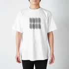 裏路地。のippai-sikaku-print Regular Fit T-Shirt