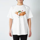 ふろしき文鳥のお店の若鮎を運ぶ Regular Fit T-Shirt