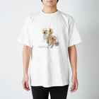 よっしぃのシスター Regular Fit T-Shirt