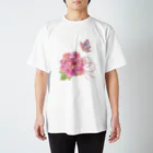 ヒフミヨイの牡丹に蝶+色水引 Regular Fit T-Shirt