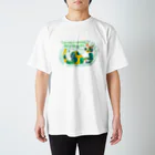 Annaの寝そべる三毛猫 Regular Fit T-Shirt