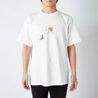 ku-san☆ラブラドールの隣で⭐︎の小鳥とわたし⭐︎ラブラドールレトリーバー♪ Regular Fit T-Shirt