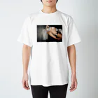 わいわいおの猫と腕 Regular Fit T-Shirt