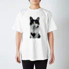 胸毛ハート猫の正面からの胸毛ハートなさしみ スタンダードTシャツ