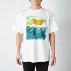 みなみの家のさばがいます Regular Fit T-Shirt