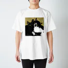 ひげ猫マリオの黒猫&ハチワレ ぶるぱるちゃん Regular Fit T-Shirt