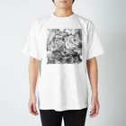 見るな(millna)の祈りの部屋 Regular Fit T-Shirt