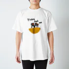 Coi_Galleryのツバメ「養って」 Regular Fit T-Shirt