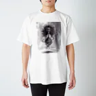 タイランドハイパーリンクス公式ショップのタイの妖怪「ピーガスー」 Regular Fit T-Shirt