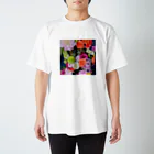 🐋最果てのおりん🥀🦭のvivid flower Regular Fit T-Shirt