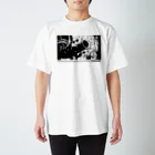 FUZZAGE™ (ファズエイジ)のabsurdity Regular Fit T-Shirt