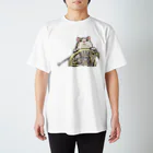 ももねこ工房（　◜◡‾）のホルンからのぞくネコ Regular Fit T-Shirt