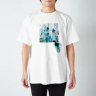 秋花の青のにじみTシャツ Regular Fit T-Shirt