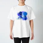 ねこのひげの私達をまもって！ Regular Fit T-Shirt