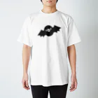 (\( ⁰⊖⁰)/) esaのﾊﾛｳｨﾝ🎃ｴｻ Regular Fit T-Shirt