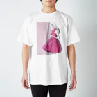 Jojo Yan | A Fashion Illustratorのピンクスカート Regular Fit T-Shirt