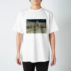 スゴイカッコイイシクロクロスチーム東北の転んだ先輩(シクロクロス) Regular Fit T-Shirt